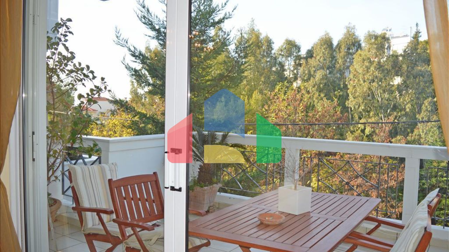 Продаж - Таунхаус 430 m² в Афінах