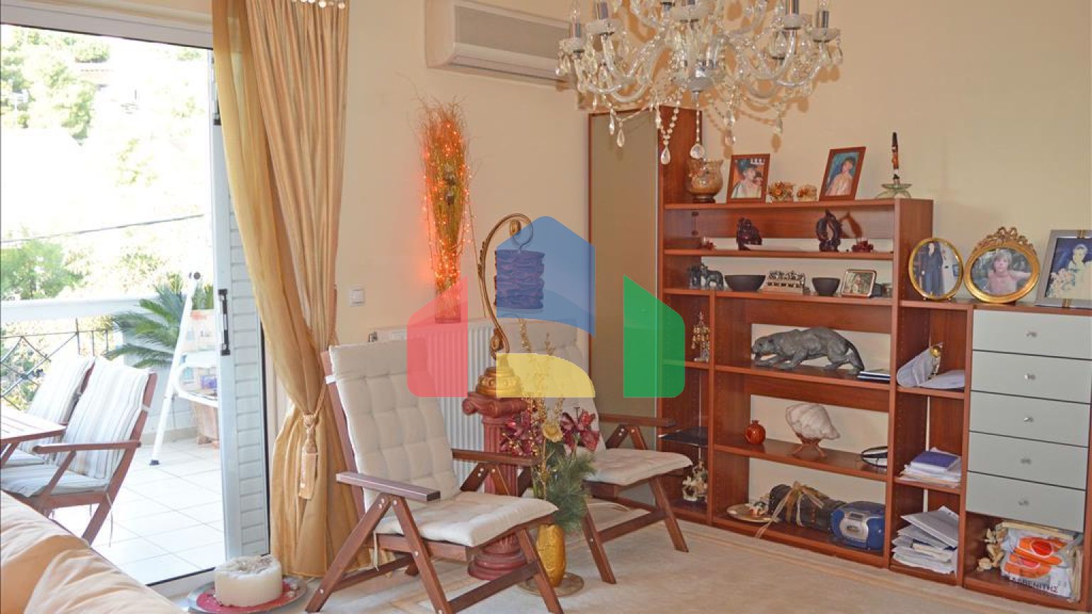 Продаж - Таунхаус 430 m² в Афінах