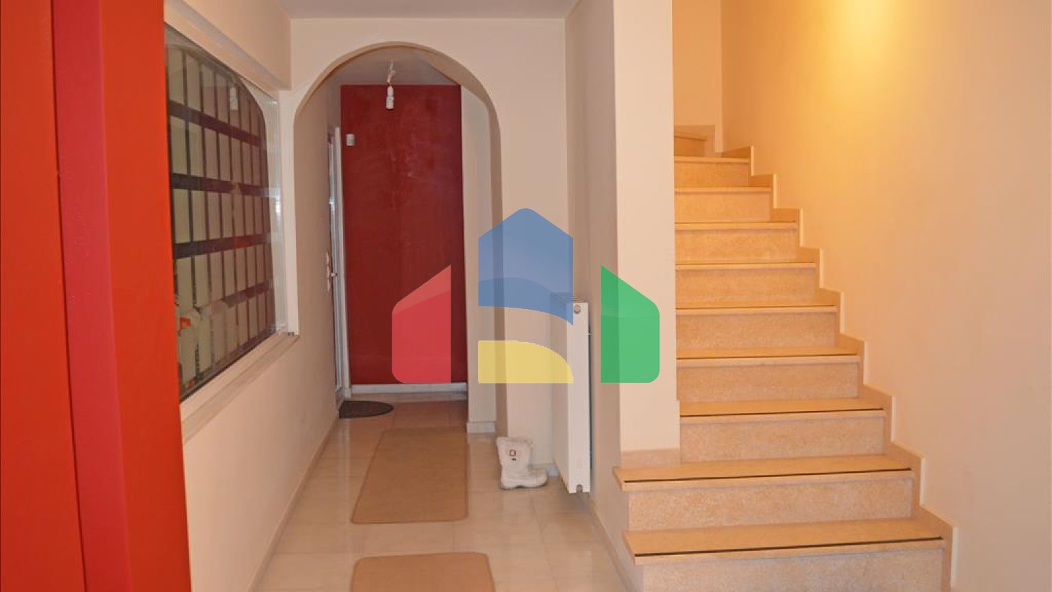 Продаж - Таунхаус 430 m² в Афінах