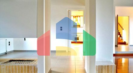 For Sale - Detached house 405 m² in Athens