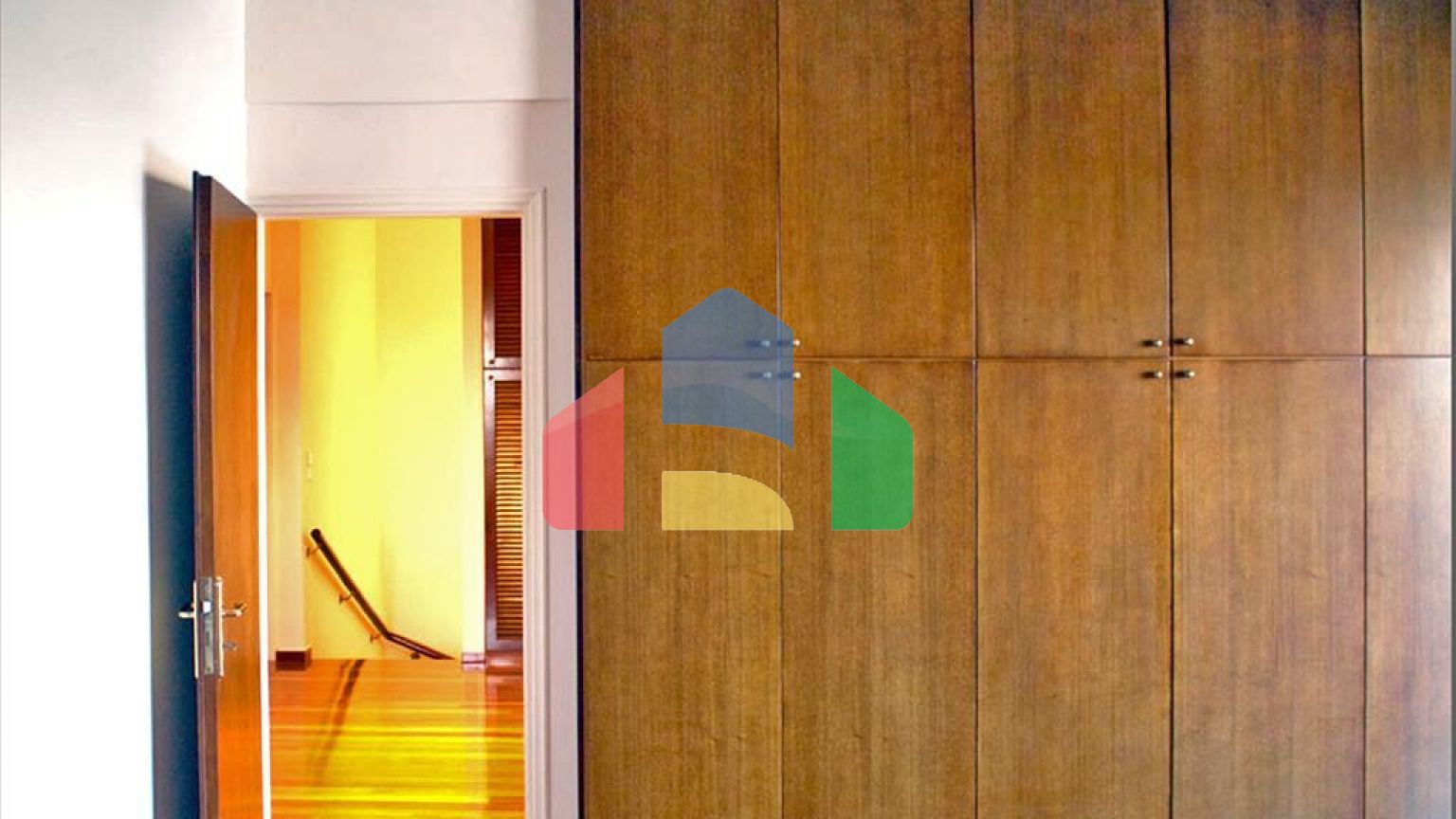 Продажа - Коттедж 405 m² в Афинах