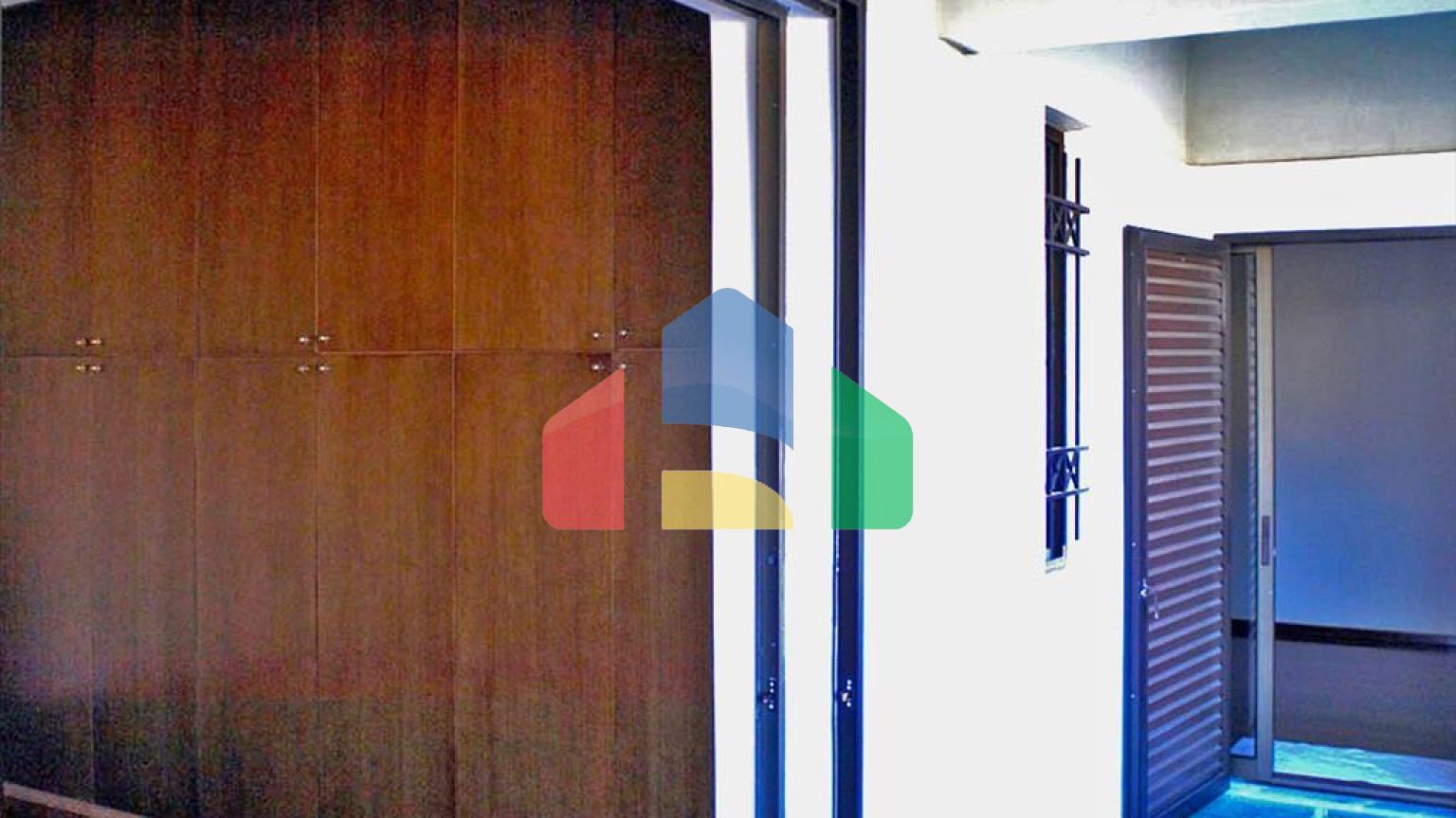 Продажа - Коттедж 405 m² в Афинах