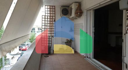 Продаж - Будівля 900 m² в Афінах