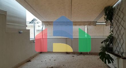 Продажа - Здание 900 m² в Афинах