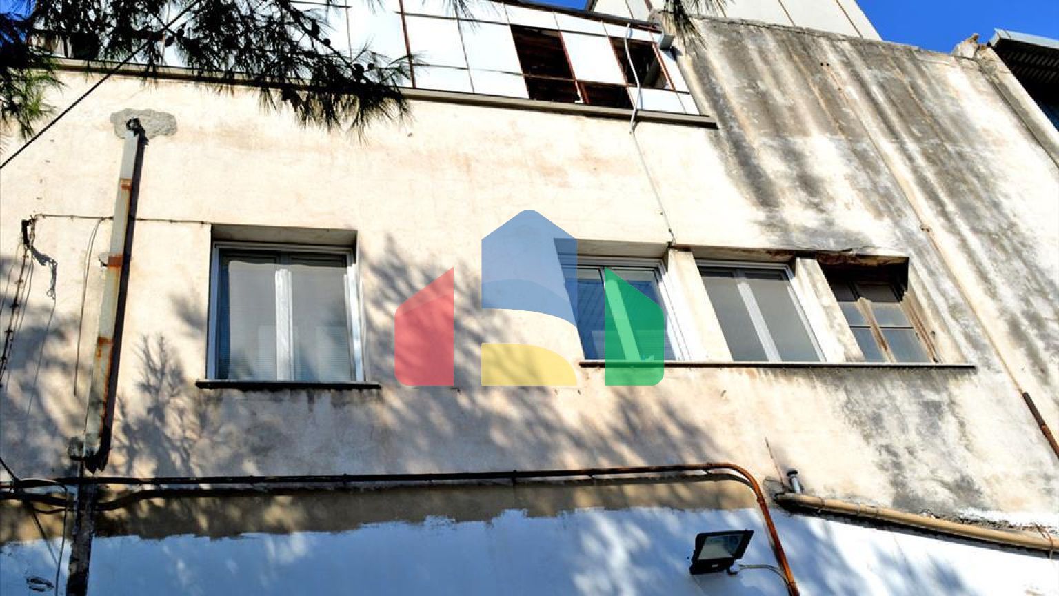 Продажа - Бизнес 7700 m² в Афинах