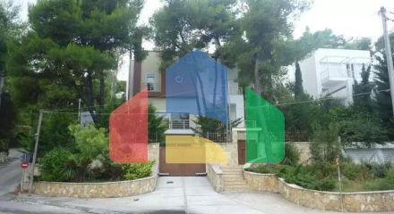 For Sale - Detached house 320 m² in Athens