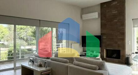 For Sale - Detached house 320 m² in Athens