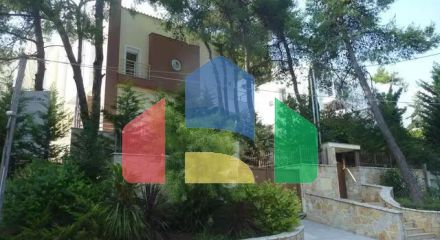 Продажа - Коттедж 320 m² в Афинах Продажа - Коттедж 320 m² в Афинах