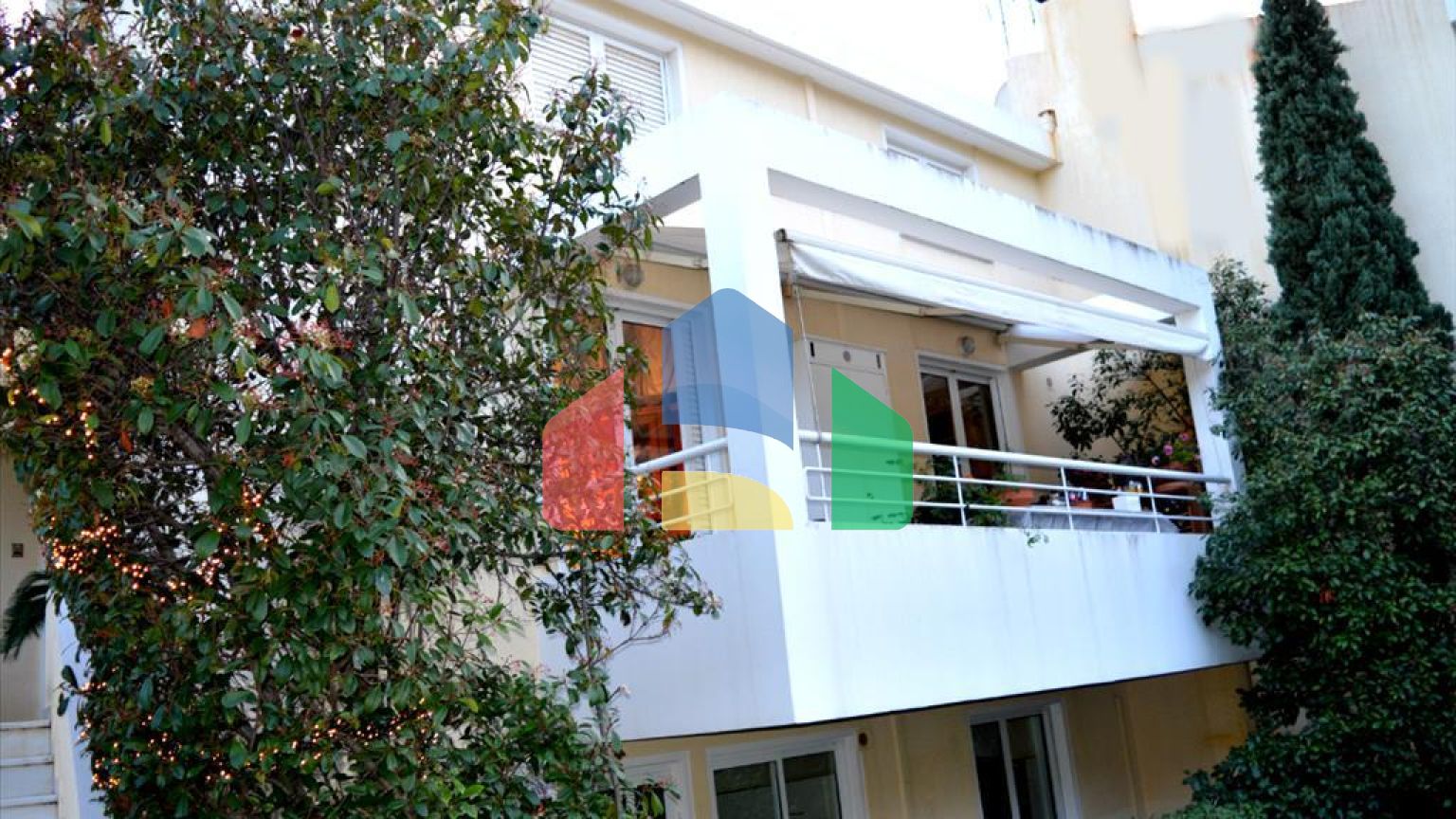 Продаж - Таунхаус 200 m² в Афінах