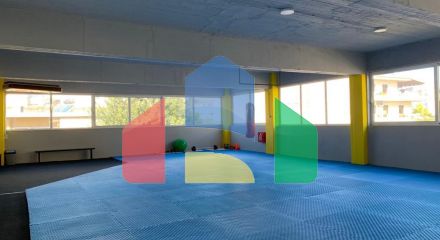 Продаж - Будівля 600 m² в Афінах