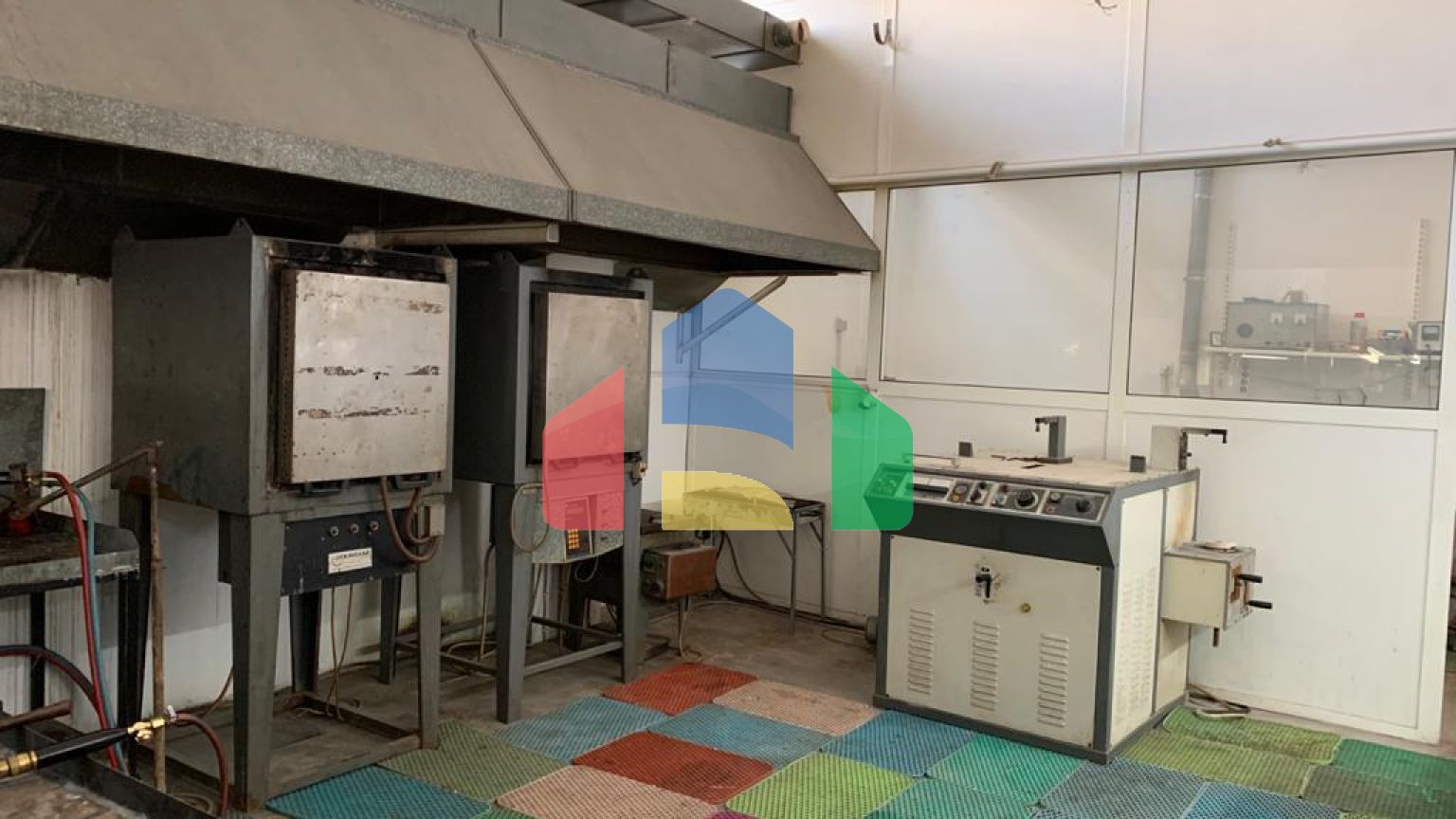 Продажа - Здание 600 m² в Афинах