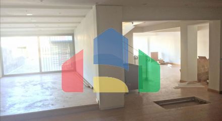 Продажа - Здание 650 m² в Афинах