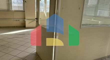 Продаж - Будівля 1180 m² в Афінах