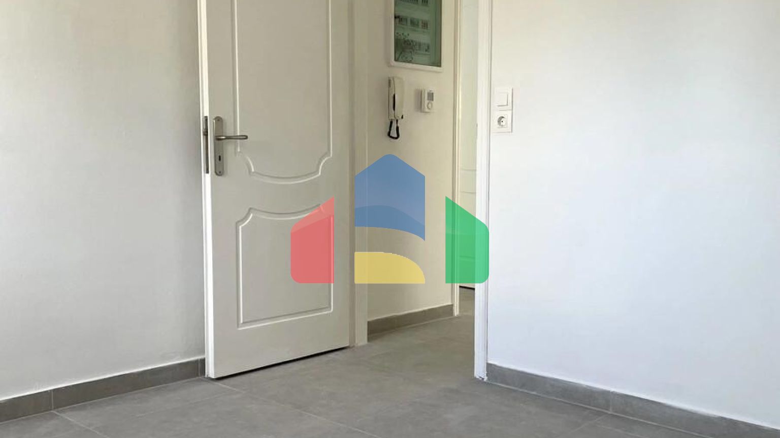 Продаж - Квартира 82 m² в Афінах