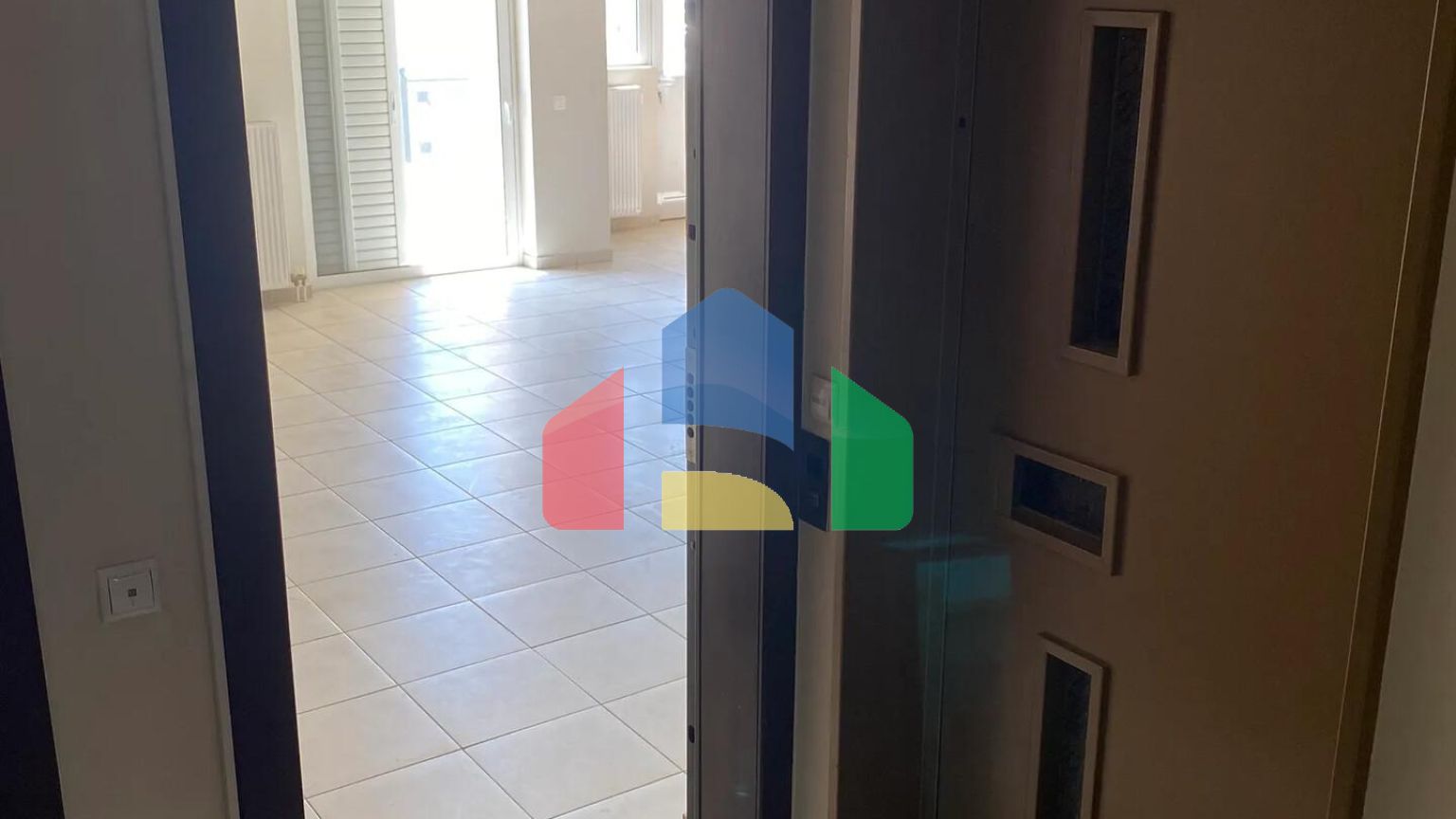 Продаж - Квартира 87 m² в Афінах