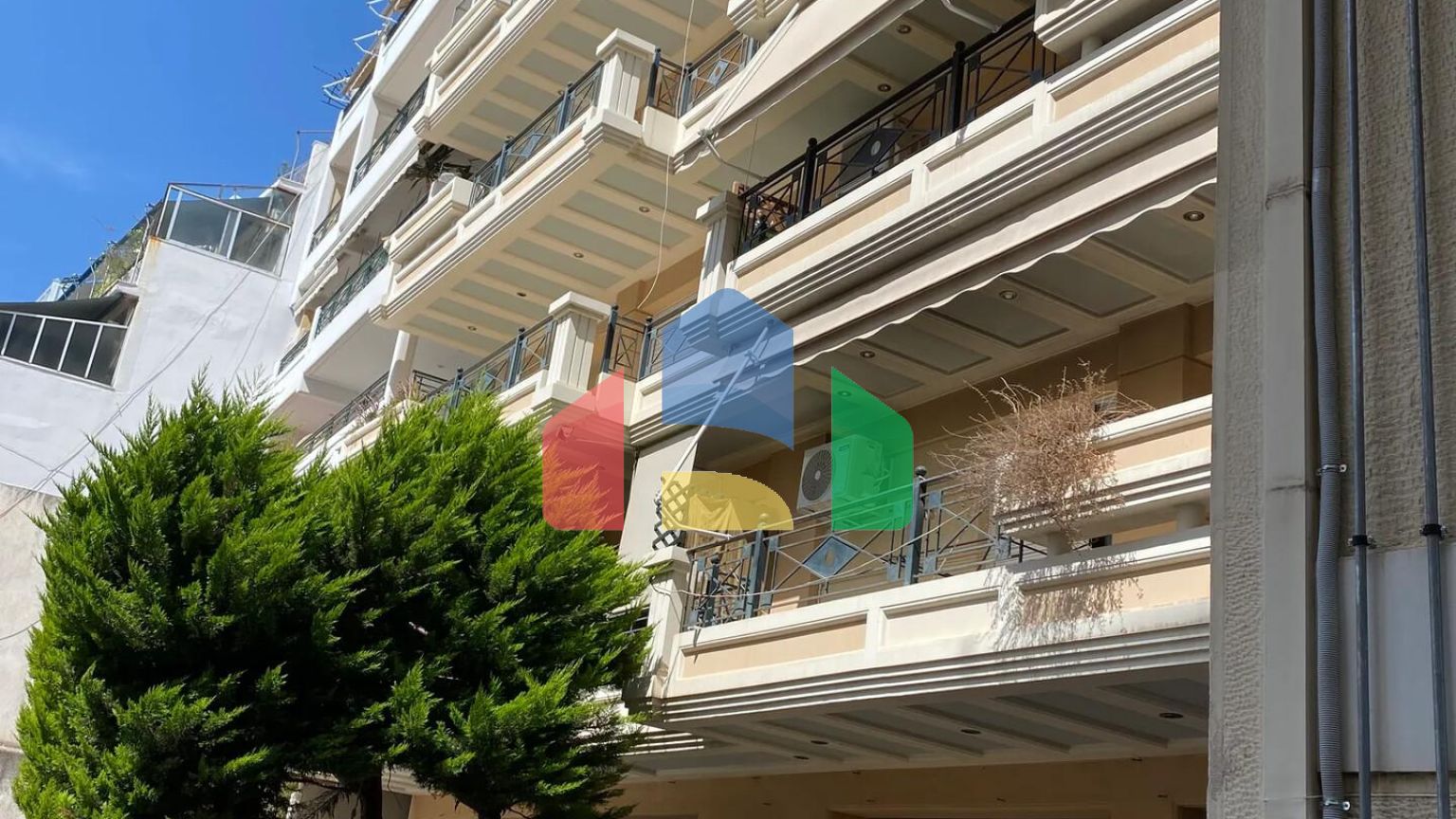 Продаж - Квартира 87 m² в Афінах