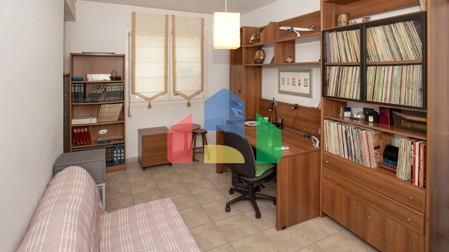 Продаж - Будівля 316 m² в Афінах