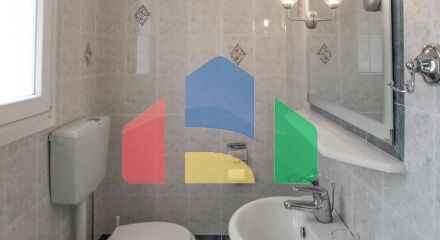 Продаж - Будівля 316 m² в Афінах