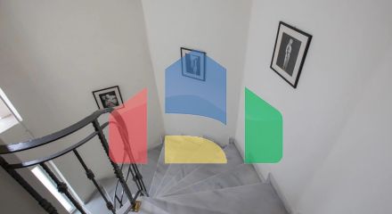 Продаж - Будівля 316 m² в Афінах