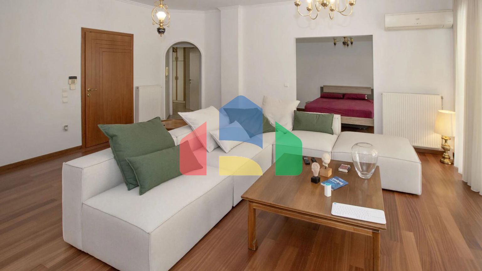 Продаж - Будівля 316 m² в Афінах