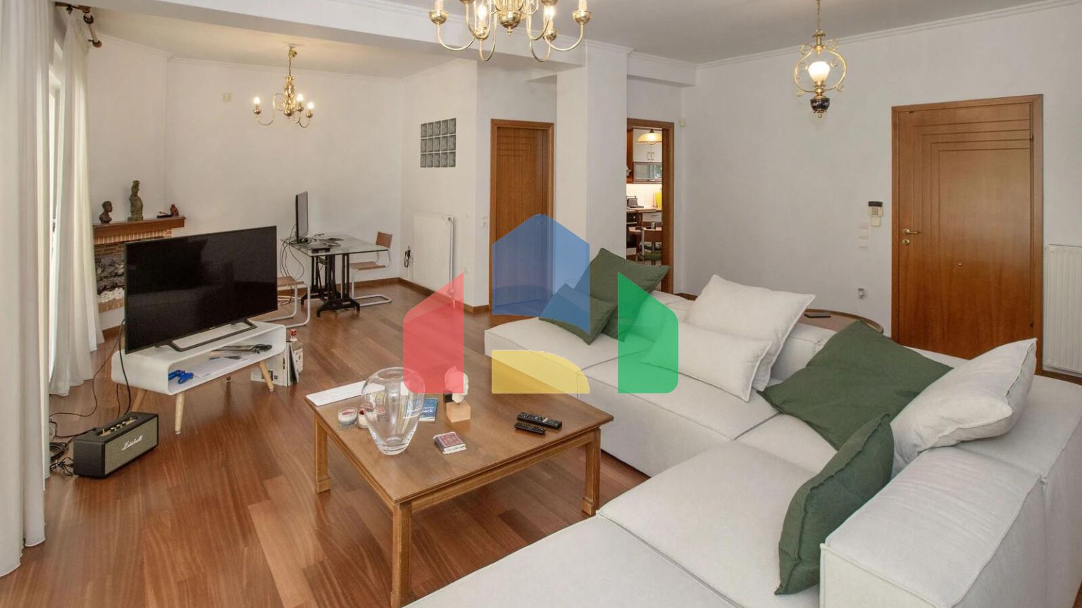 Продаж - Будівля 316 m² в Афінах