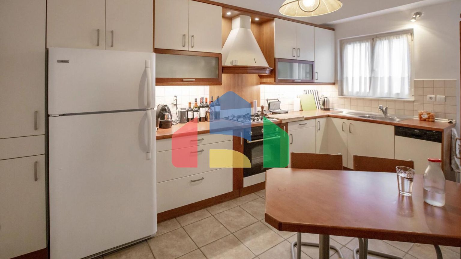 Продаж - Будівля 316 m² в Афінах