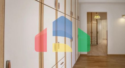 Продаж - Будівля 316 m² в Афінах