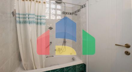 Продаж - Будівля 316 m² в Афінах