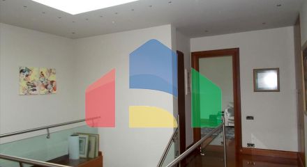 For Sale - Detached house 390 m² in Athens