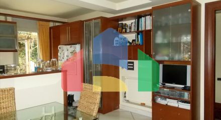 For Sale - Detached house 390 m² in Athens
