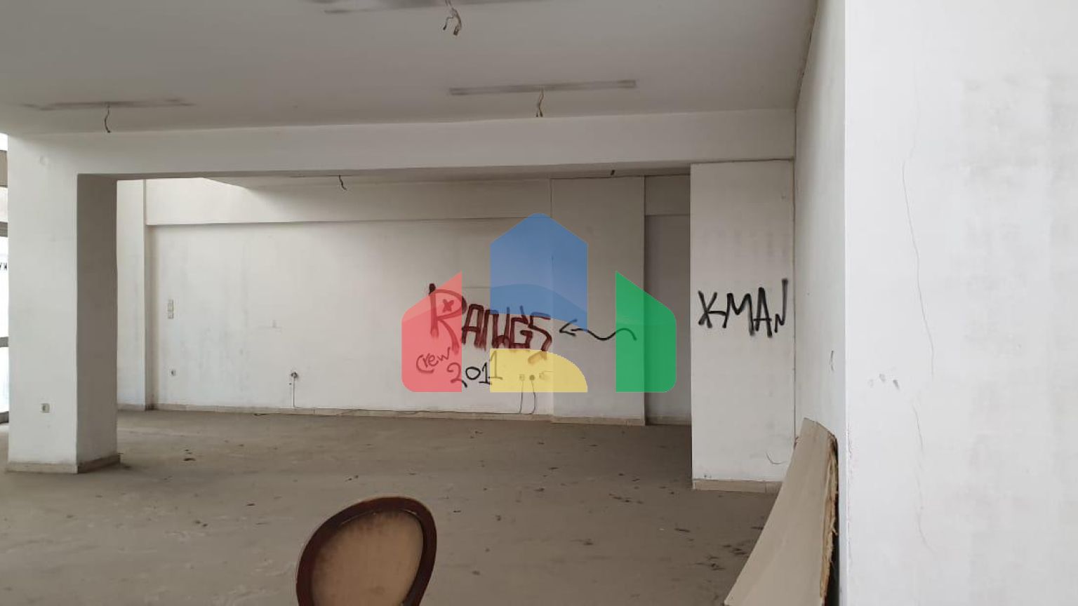 Продажа - Здание 692 m² в Афинах