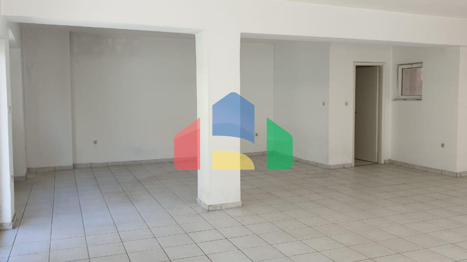 Продажа - Здание 692 m² в Афинах