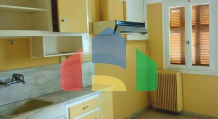 Продаж - Будівля 500 m² в Афінах
