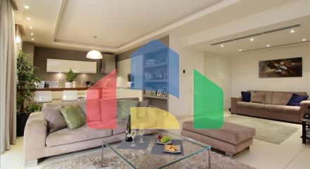 For Sale - Villa 360 m² in Athens