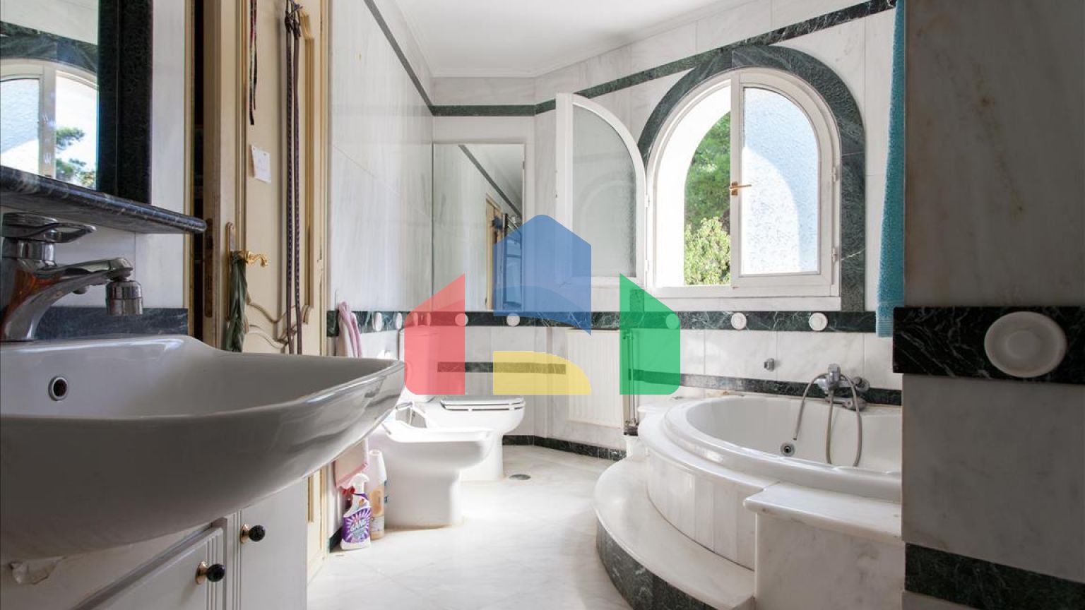 Продажа - Вилла 1000 m² в Афинах