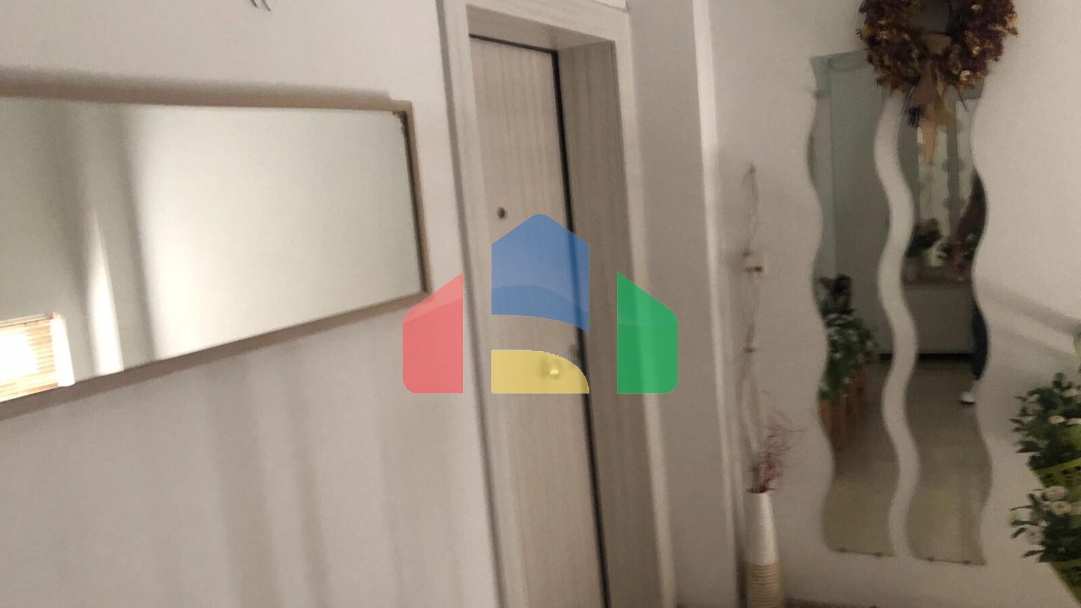 Продаж - Квартира 90 m² в Афінах