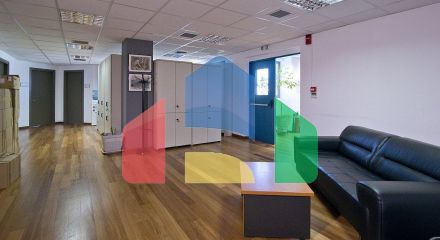 Продаж - Будівля 5330 m² в Афінах