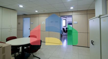 Продаж - Будівля 5330 m² в Афінах