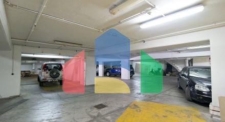 Продаж - Будівля 5330 m² в Афінах