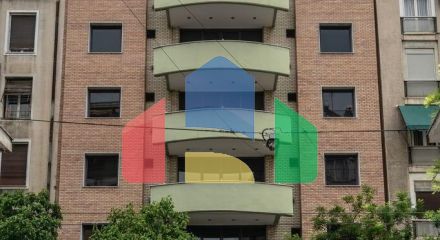 Продаж - Будівля 1386 m² в Афінах