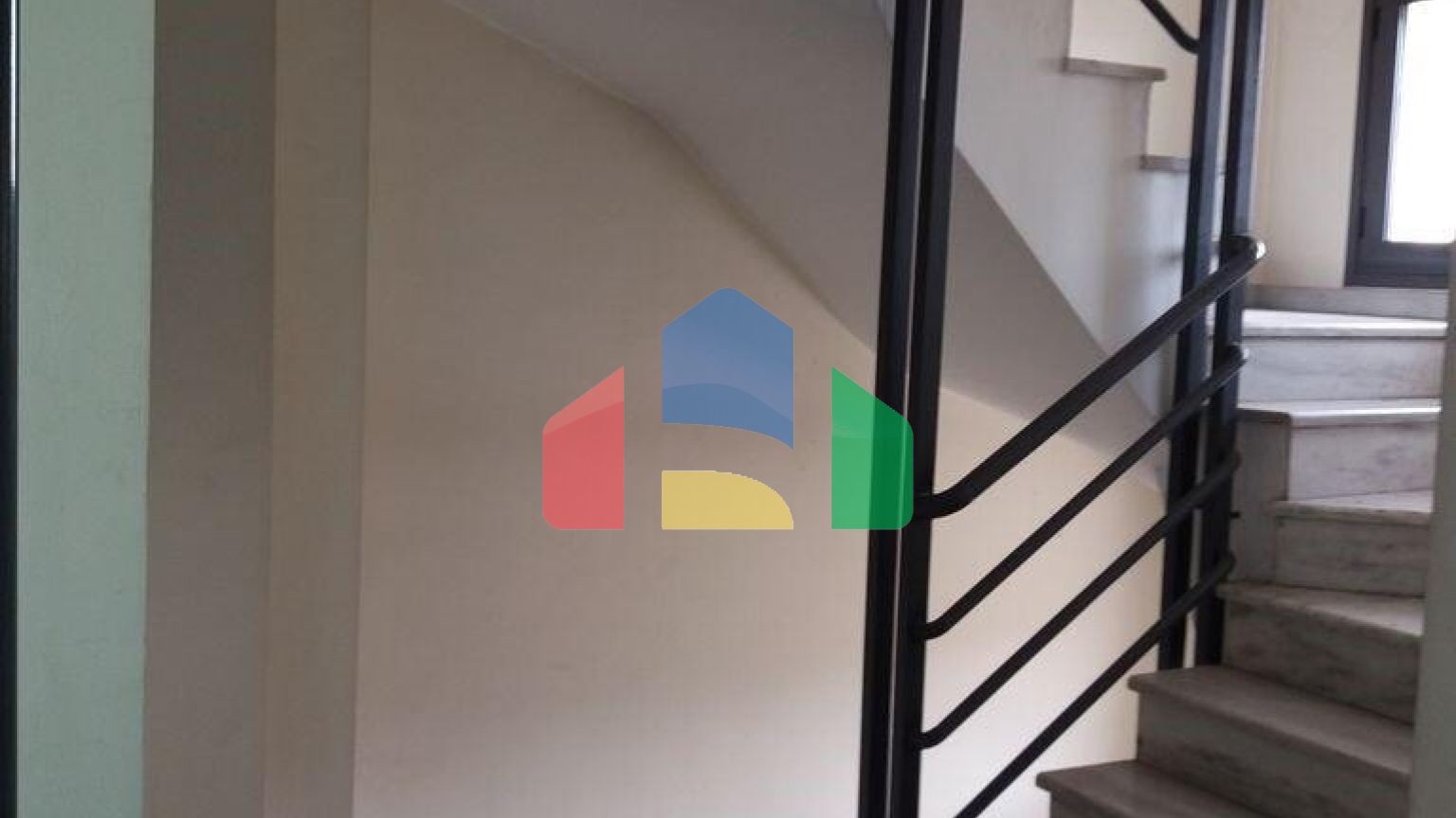 Продажа - Здание 1386 m² в Афинах