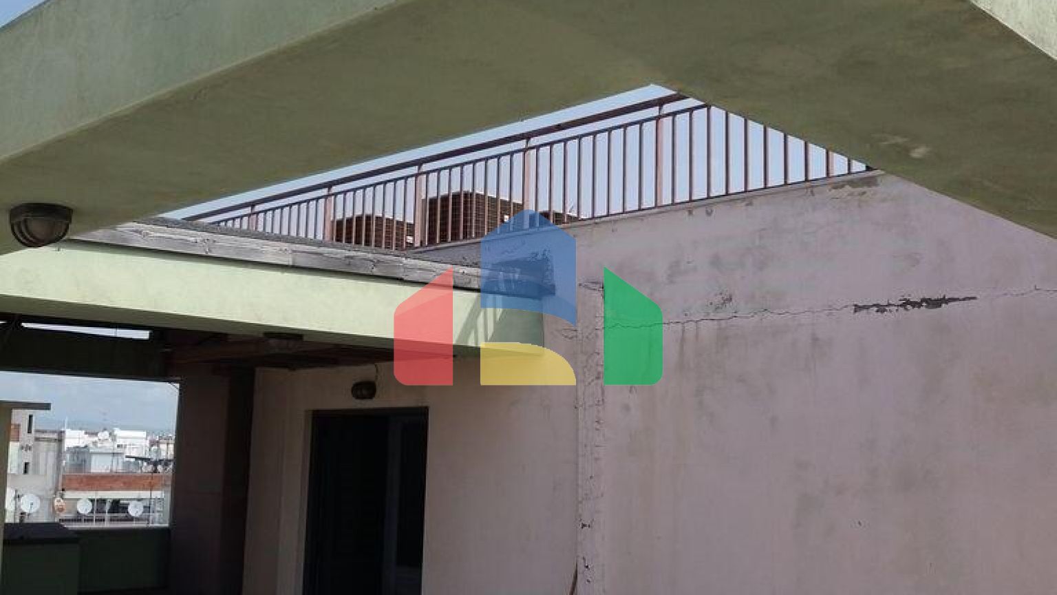 Продажа - Здание 1386 m² в Афинах