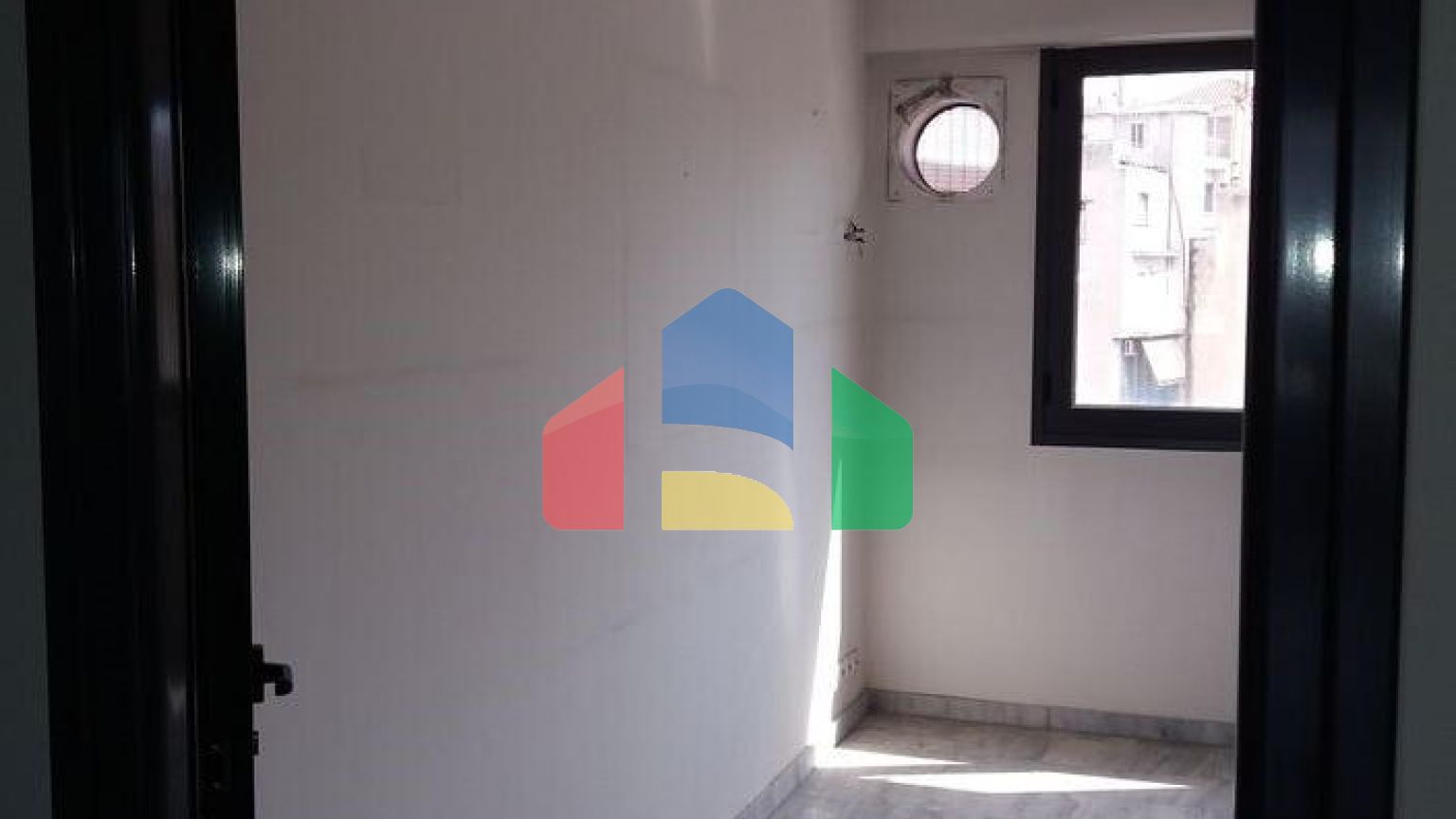 Продажа - Здание 1386 m² в Афинах