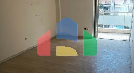 Продаж - Будівля 600 m² в Афінах