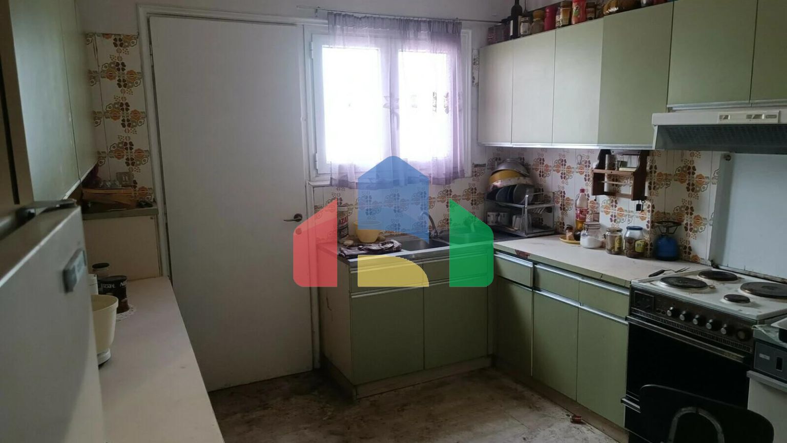 Продажа - Здание 600 m² в Афинах