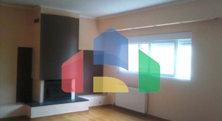 Продажа - Коттедж 250 m² в Афинах Продажа - Коттедж 250 m² в Афинах