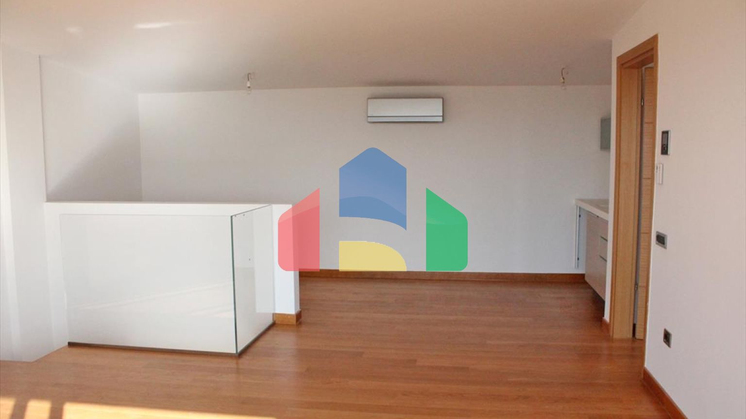 Продажа - Таунхаус 185 m² в Афинах