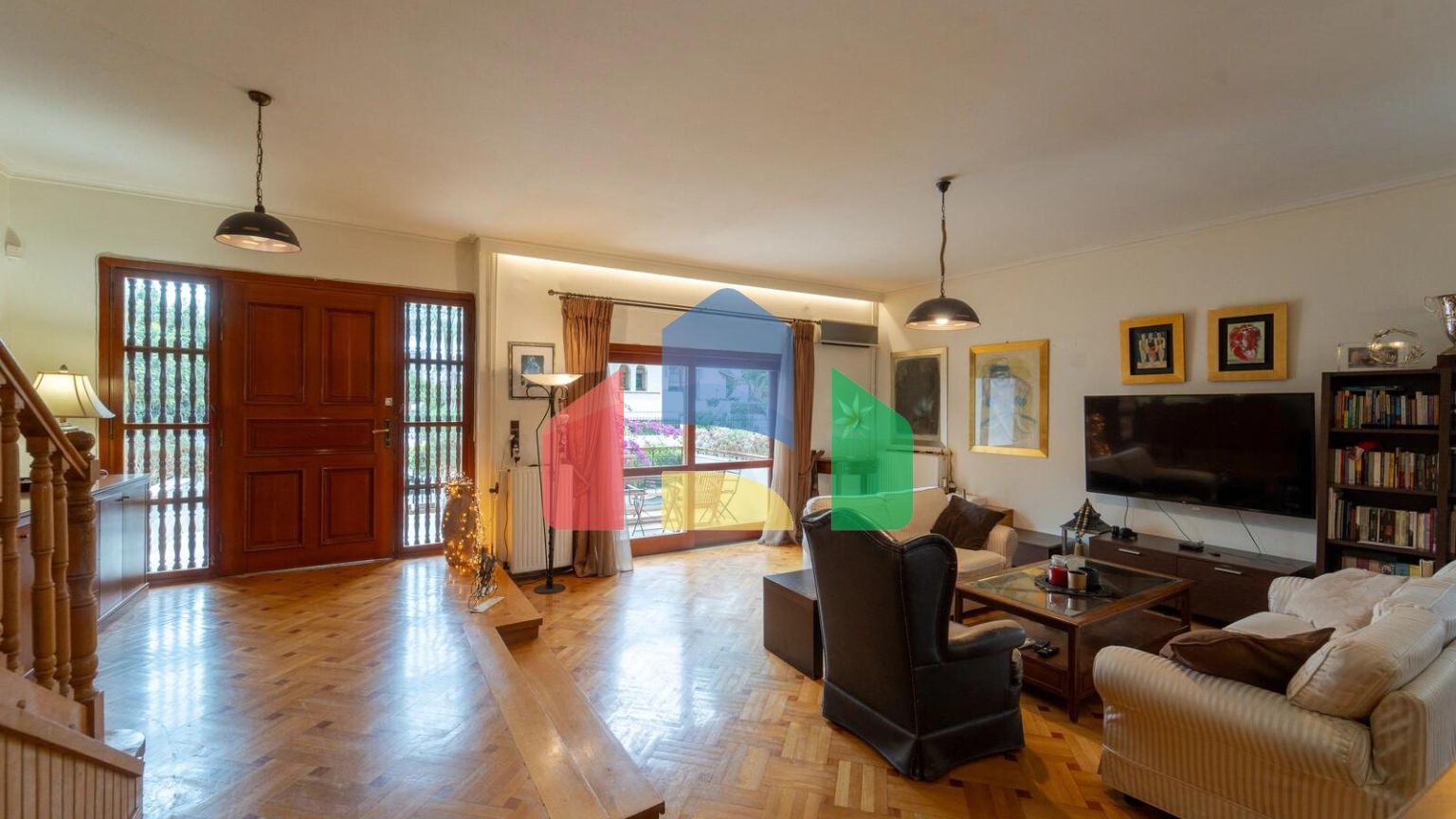 Продажа - Вилла 287 m² в Афинах