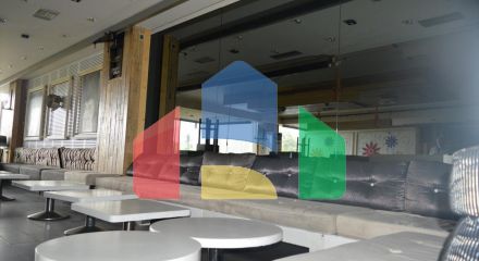 Продаж - Комерційна нерухомість 310 m² в Афінах