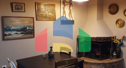 Продаж - Котедж 450 m² в Афінах